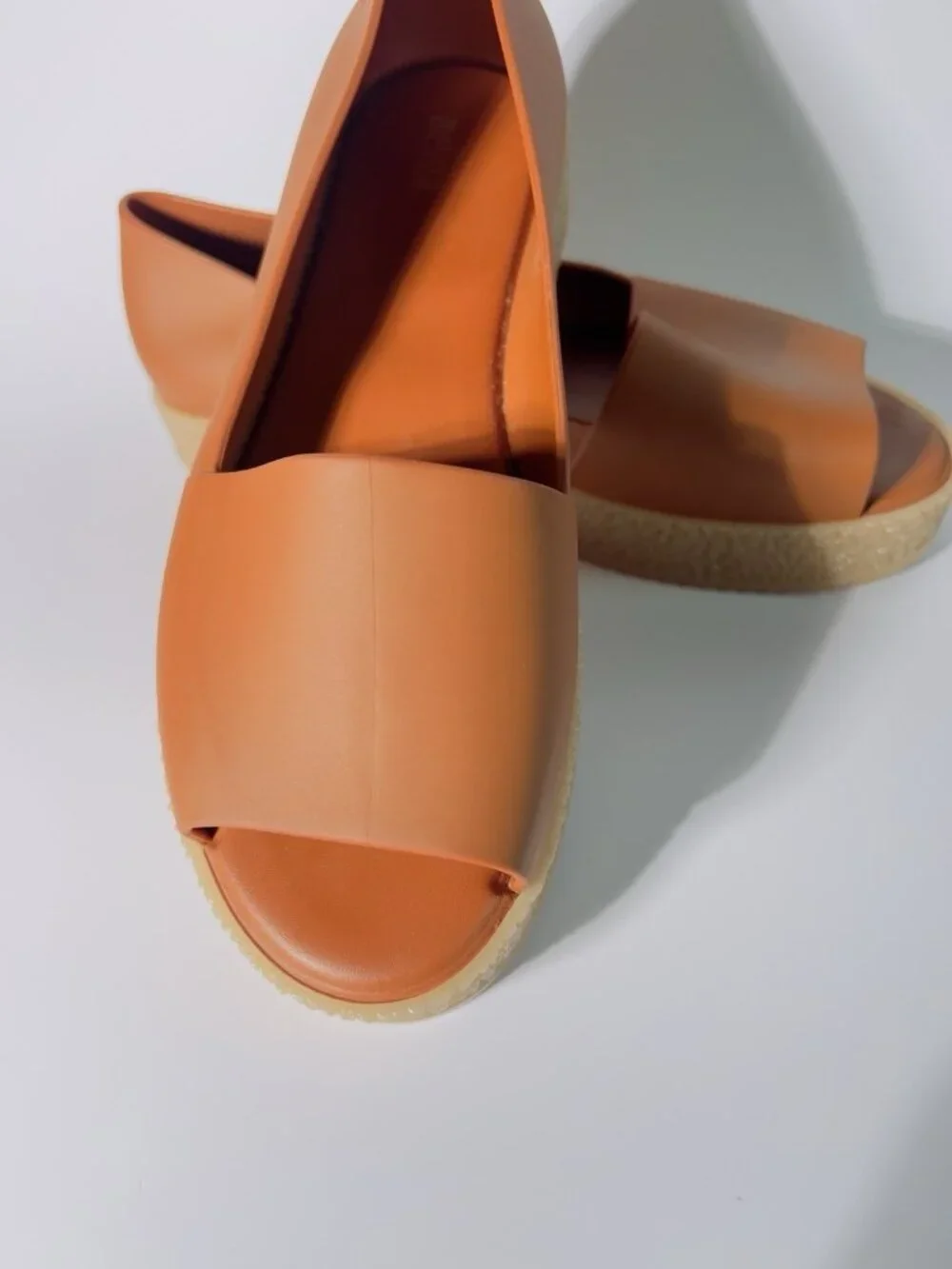 Melissa Puzzle Ad Platform Peep Toe Flats Caramel Women’s Size 8